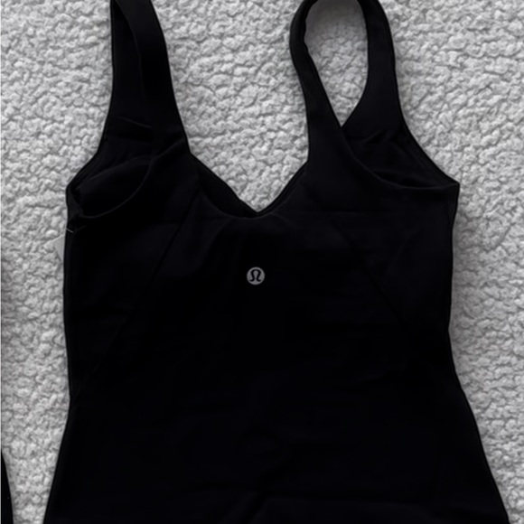 lululemon Align Waist-Length Tank Top - Never worn - Picture 5 of 5